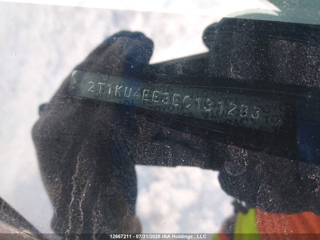 12667211 :رقم المزاد ، 2T1KU4EE3EC131283 vin ، 2014 Toyota Matrix Wagon مزاد بيع