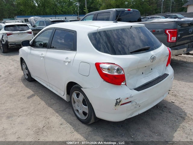 12667211 :رقم المزاد ، 2T1KU4EE3EC131283 vin ، 2014 Toyota Matrix Wagon مزاد بيع