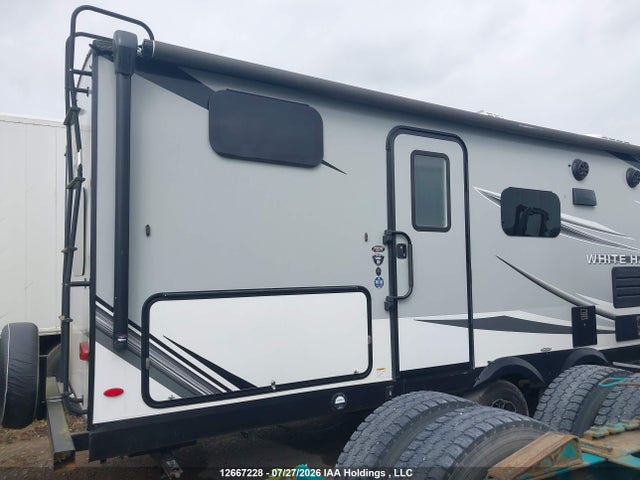 12667228 :رقم المزاد ، 1UJBJ0BS6M14A0516 vin ، 2021 Jayco White Hawk مزاد بيع