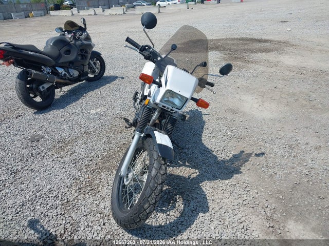 12667260 :رقم المزاد ، JYA3AWE078A119204 vin ، 2008 Yamaha Tw200 E مزاد بيع
