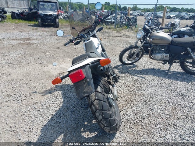 12667260 :رقم المزاد ، JYA3AWE078A119204 vin ، 2008 Yamaha Tw200 E مزاد بيع