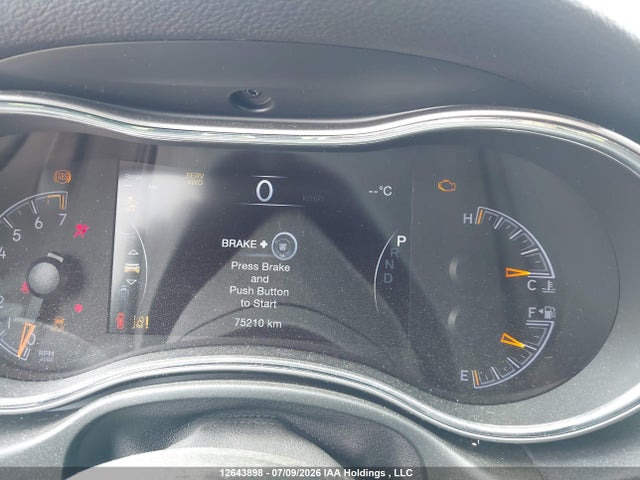 12643898 :رقم المزاد ، 1C4RJFAG8MC552076 vin ، 2021 Jeep Grand Cherokee Altitude مزاد بيع