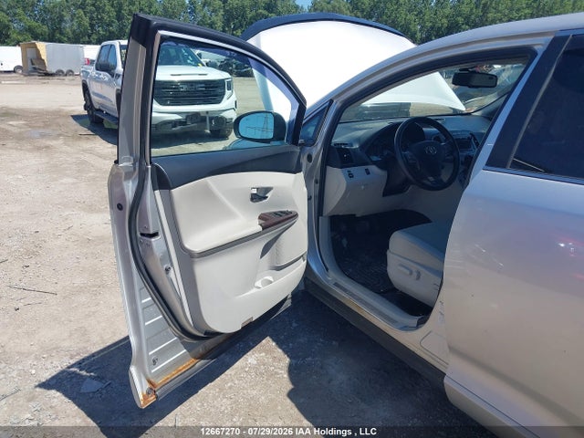 2010 Toyota Venza Base V6 მანქანა იყიდება აუქციონზე, vin: 4T3BK3BB0AU041776, აუქციონის ნომერი: 12667270