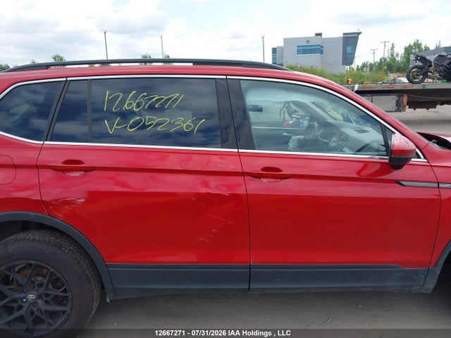 3VV2B7AX8NM052361 Volkswagen TIGUAN SE