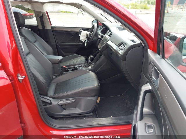 3VV2B7AX8NM052361 Volkswagen TIGUAN SE
