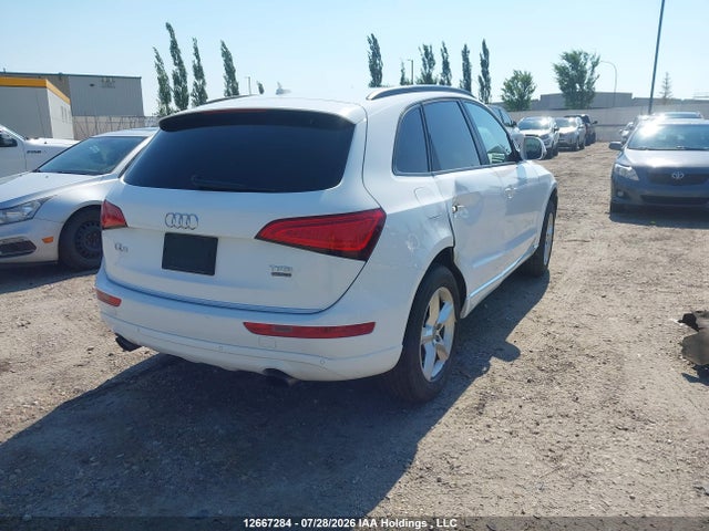 2015 Audi Q5 2.0t Komfort მანქანა იყიდება აუქციონზე, vin: WA1CFCFP3FA096690, აუქციონის ნომერი: 12667284