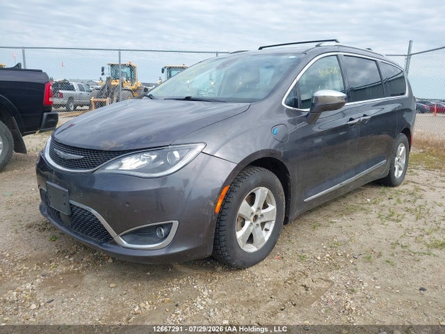 Chrysler Pacifica Hybrid Limited 2020 2C4RC1N75LR251973 Image 2