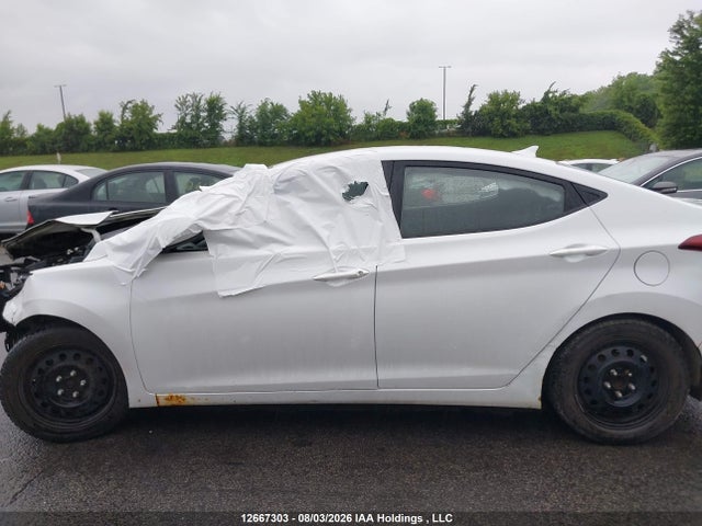 Hyundai ELANTRA GL 2015 5NPDH4AE1FH559435 Image 14
