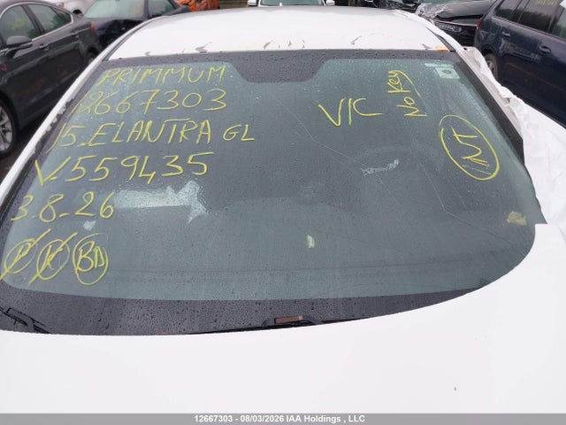 Hyundai ELANTRA GL 2015 5NPDH4AE1FH559435 Image 17