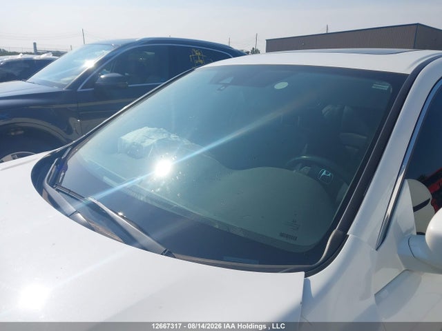 Honda Accord Touring 2015 1HGCR2F96FA804182 Image 18