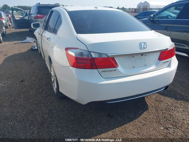 Honda Accord Touring 2015 1HGCR2F96FA804182 Image 3