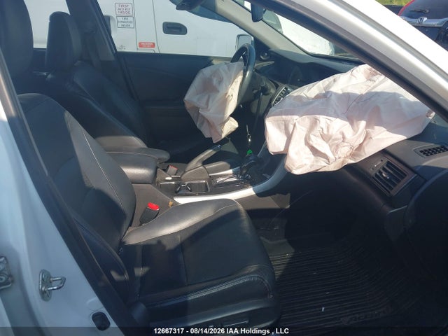 Honda Accord Touring 2015 1HGCR2F96FA804182 Image 5