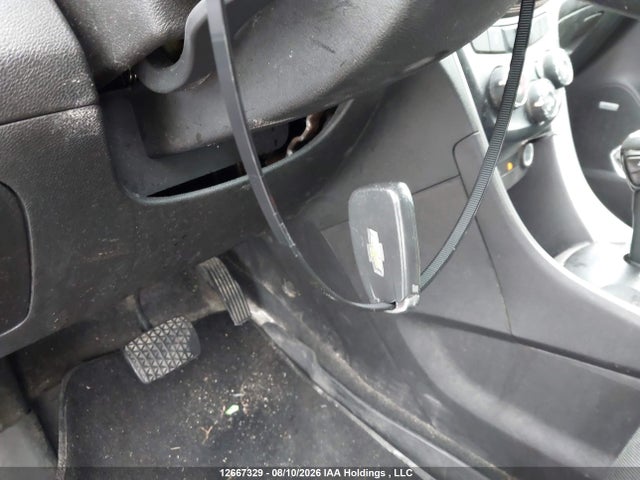 3GNCJPSB5KL176203 Chevrolet Trax