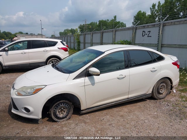 Ford Focus 2014 1FADP3F21EL220847 Image 15