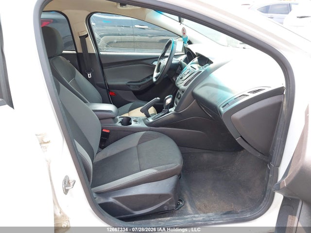 Ford Focus 2014 1FADP3F21EL220847 Image 5
