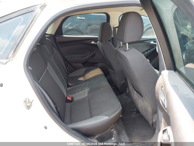 Ford Focus 2014 1FADP3F21EL220847 Image 8