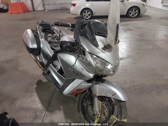 12667343 :رقم المزاد ، JH2SC51637M500079 vin ، 2007 Honda St1300 A مزاد بيع