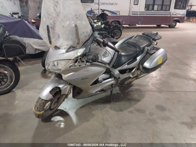 12667343 :رقم المزاد ، JH2SC51637M500079 vin ، 2007 Honda St1300 A مزاد بيع