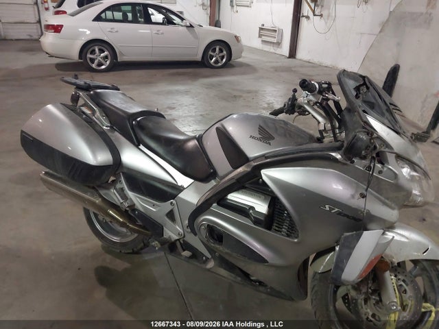 12667343 :رقم المزاد ، JH2SC51637M500079 vin ، 2007 Honda St1300 A مزاد بيع