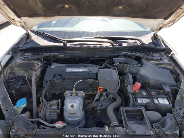 12667361 :رقم المزاد ، 1HGCT1B89FA800717 vin ، 2015 Honda Accord Ex-l-navi مزاد بيع