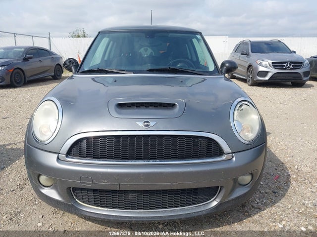 2010 Mini Cooper S მანქანა იყიდება აუქციონზე, vin: WMWMF7C51ATX41948, აუქციონის ნომერი: 12667375