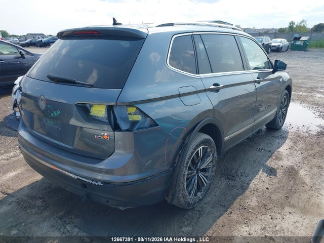 3VV4B7AX9JM103417 Volkswagen Tiguan Highline