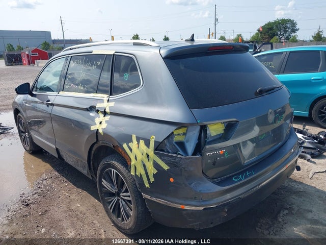 3VV4B7AX9JM103417 Volkswagen Tiguan Highline
