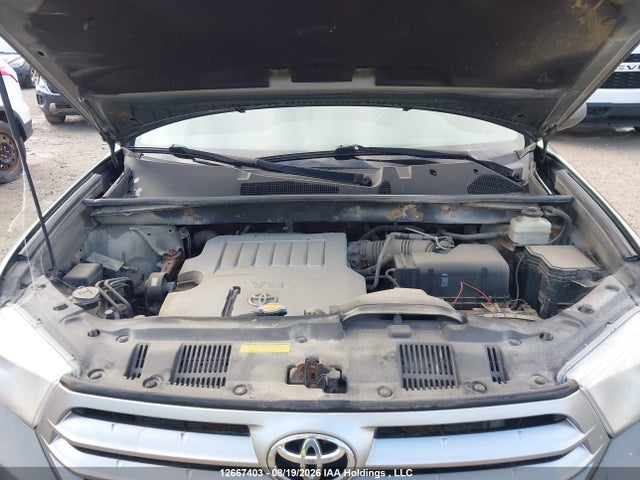 12667403 :رقم المزاد ، 5TDBK3EHXBS042212 vin ، 2011 Toyota Highlander مزاد بيع