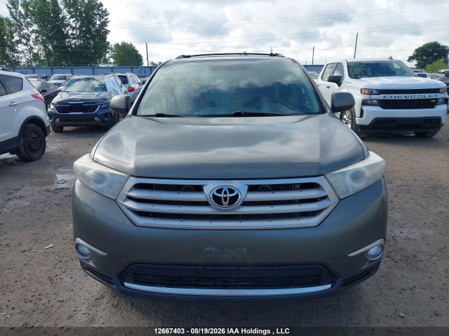 12667403 :رقم المزاد ، 5TDBK3EHXBS042212 vin ، 2011 Toyota Highlander مزاد بيع