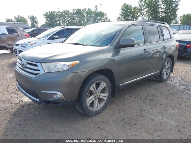 12667403 :رقم المزاد ، 5TDBK3EHXBS042212 vin ، 2011 Toyota Highlander مزاد بيع