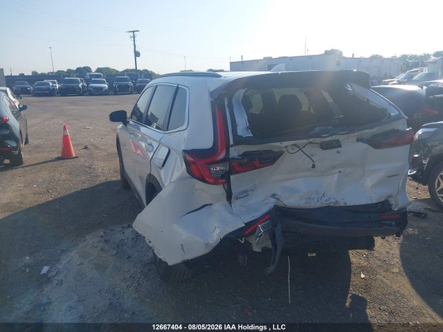Honda CR-V 2023 2HKRS6H95PH200344 Image 3