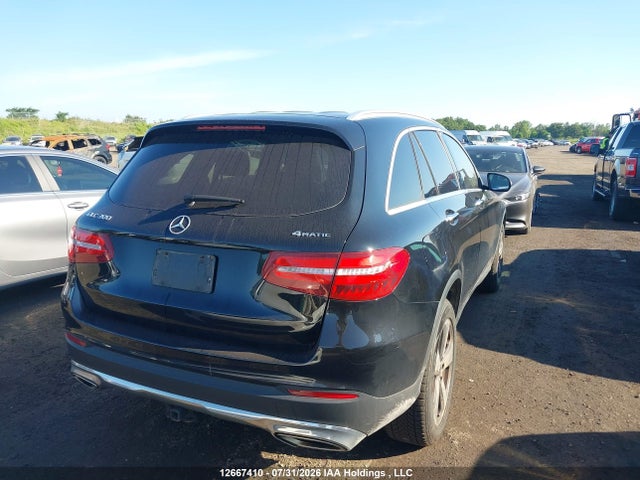 12667410 :رقم المزاد ، WDC0G4KB0JV050638 vin ، 2018 Mercedes-benz Glc 300 4matic مزاد بيع