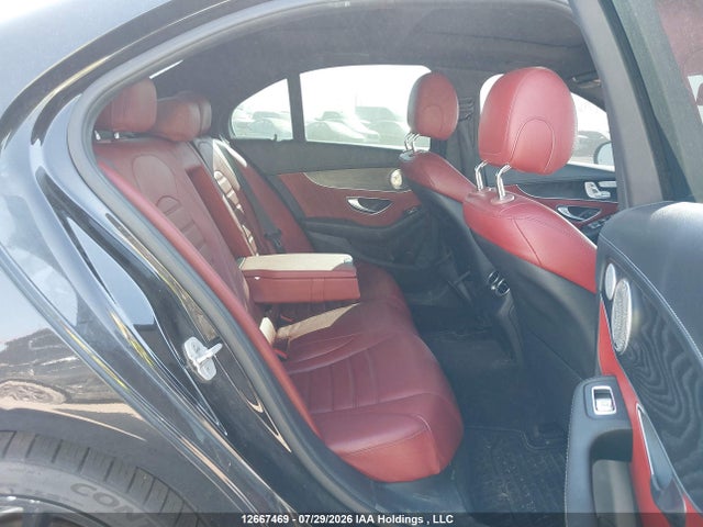 55SWF6GB3FU015748 Mercedes-Benz C-Class