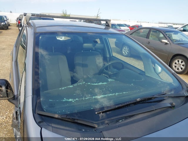 12667471 :رقم المزاد ، JHMGE8H5XAC801225 vin ، 2010 Honda Fit Lx مزاد بيع