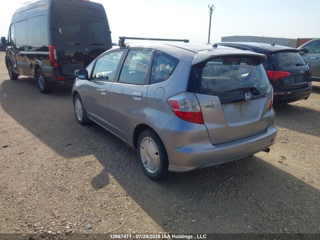12667471 :رقم المزاد ، JHMGE8H5XAC801225 vin ، 2010 Honda Fit Lx مزاد بيع