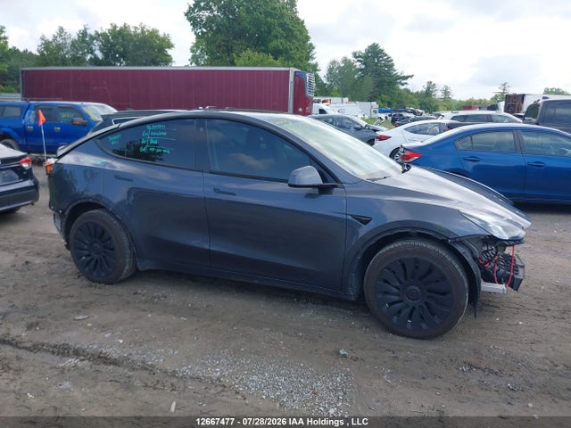 7SAYGDEE4NF425923 Tesla Model Y Long Range