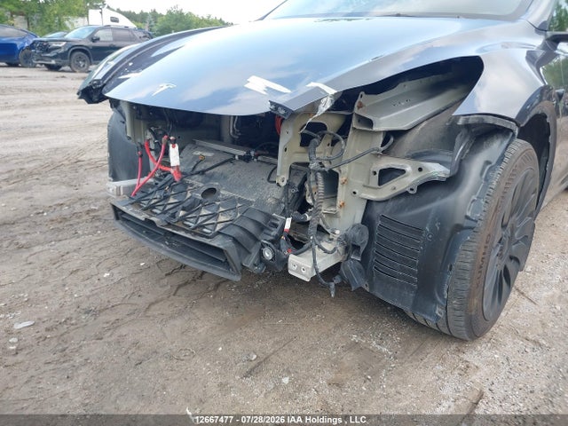 7SAYGDEE4NF425923 Tesla Model Y Long Range