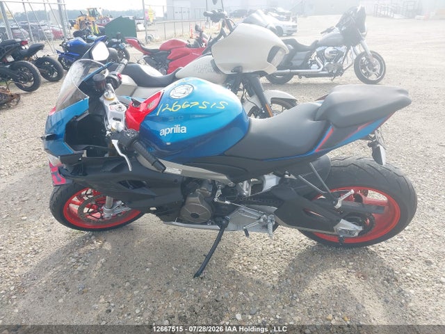 ZD4XGUA09TS000804 Aprilia Rs 660