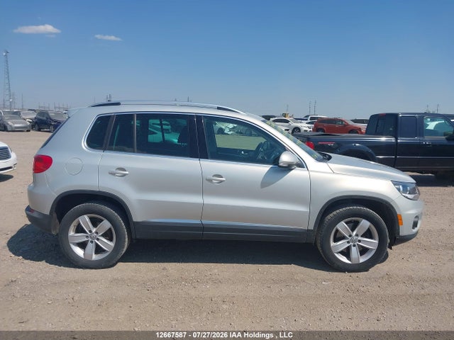 12667587 :رقم المزاد ، WVGJV3AX0EW610001 vin ، 2014 Volkswagen Tiguan S/se/sel/r-line مزاد بيع