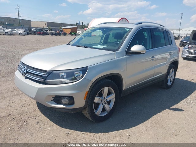 12667587 :رقم المزاد ، WVGJV3AX0EW610001 vin ، 2014 Volkswagen Tiguan S/se/sel/r-line مزاد بيع