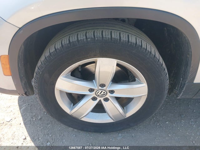 12667587 :رقم المزاد ، WVGJV3AX0EW610001 vin ، 2014 Volkswagen Tiguan S/se/sel/r-line مزاد بيع