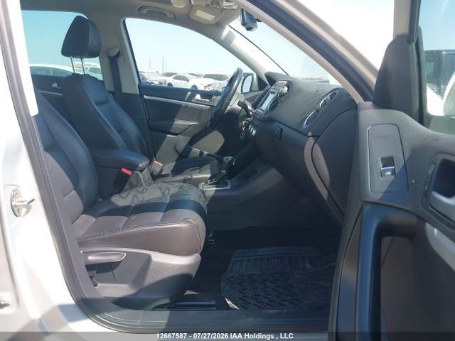 12667587 :رقم المزاد ، WVGJV3AX0EW610001 vin ، 2014 Volkswagen Tiguan S/se/sel/r-line مزاد بيع