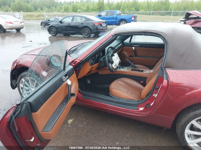 12667596 :رقم المزاد ، JM1NC25F070135687 vin ، 2007 Mazda Mx-5 Miata مزاد بيع