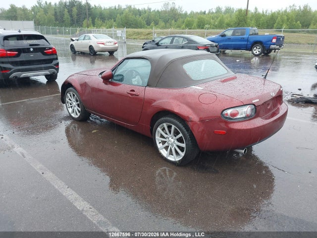 12667596 :رقم المزاد ، JM1NC25F070135687 vin ، 2007 Mazda Mx-5 Miata مزاد بيع