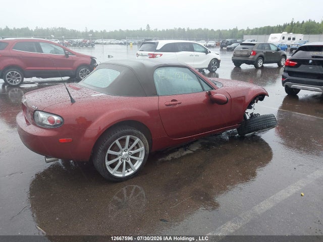 12667596 :رقم المزاد ، JM1NC25F070135687 vin ، 2007 Mazda Mx-5 Miata مزاد بيع