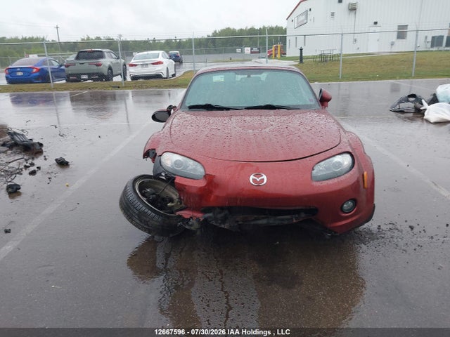 12667596 :رقم المزاد ، JM1NC25F070135687 vin ، 2007 Mazda Mx-5 Miata مزاد بيع