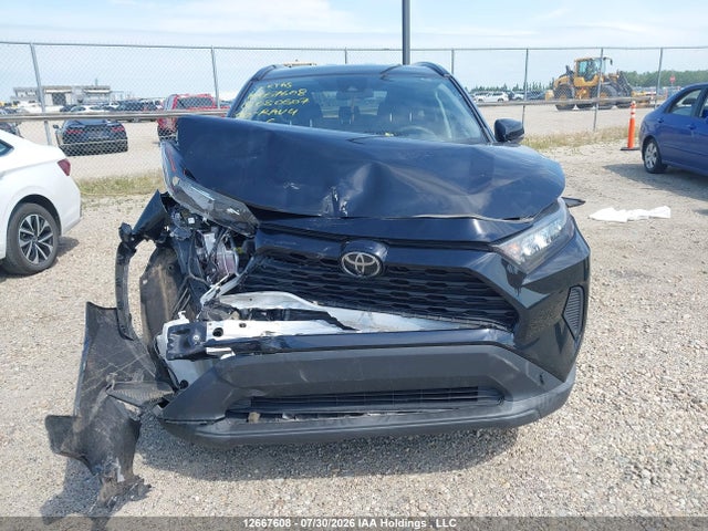 12667608 :رقم المزاد ، 2T3B1RFV9LC080607 vin ، 2020 Toyota Rav4 Le مزاد بيع