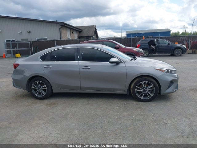 KIA Forte 2023 3KPF34AD9PE570820 Image 12