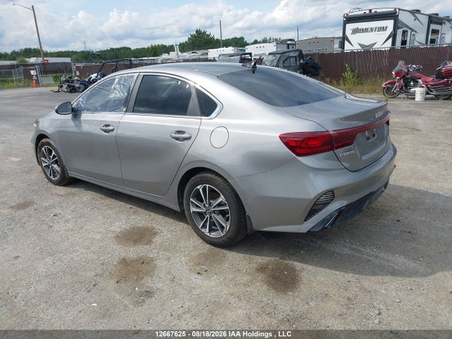 KIA Forte 2023 3KPF34AD9PE570820 Image 3