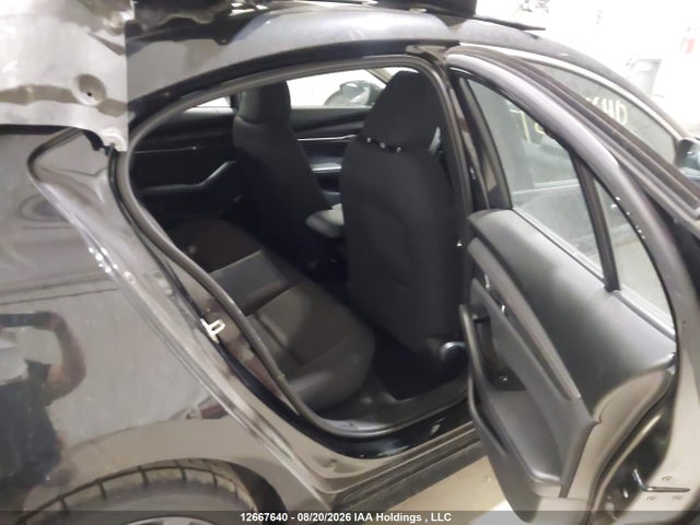 12667640 :رقم المزاد ، JM1BPADM6K1106179 vin ، 2019 Mazda 3 Preferred مزاد بيع